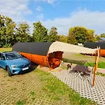 Rheingau 524 Schlaffassdorf Direkt Am Rhein 营地 *