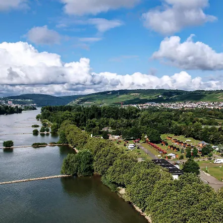 Rheingau 524 Schlaffassdorf Direkt Am Rhein *