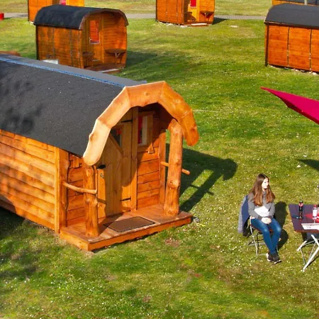 Rheingau524 Schlaffassdorf Direkt Am Rhein Camping Geisenheim