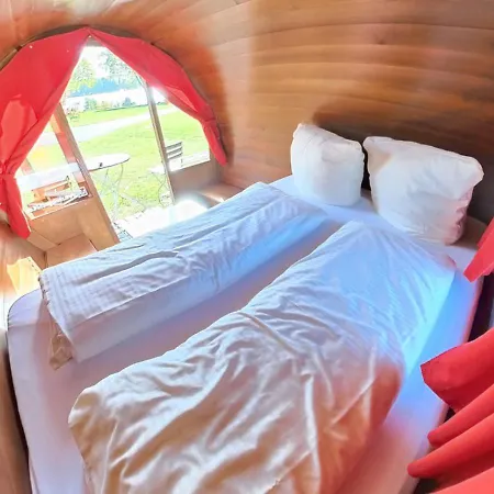 Rheingau 524 Schlaffassdorf Direkt Am Rhein