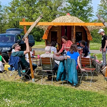 Rheingau524 Schlaffassdorf Direkt Am Rhein Camping Geisenheim