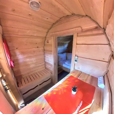 Campsite Rheingau 524 Schlaffassdorf Direkt Am Rhein Geisenheim