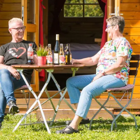 Rheingau524 Schlaffassdorf Direkt Am Rhein