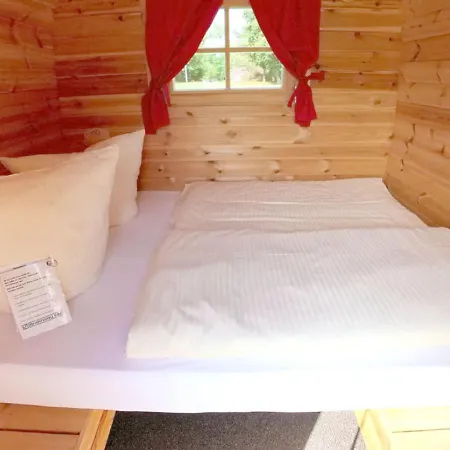 Rheingau 524 Schlaffassdorf Direkt Am Rhein 营地 *