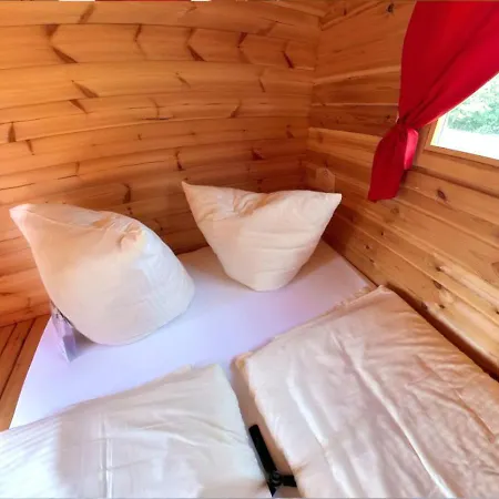 Rheingau 524 Schlaffassdorf Direkt Am Rhein 盖森海姆