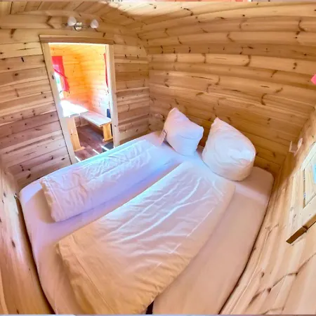 Rheingau524 Schlaffassdorf Direkt Am Rhein Camping