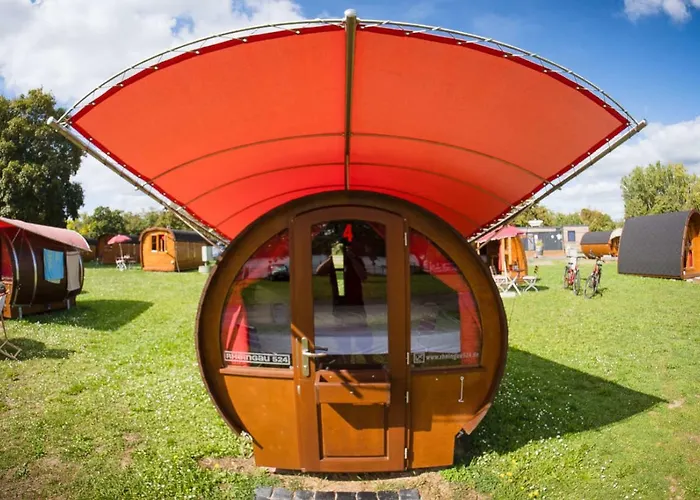 Parque de Campismo Rheingau 524 Schlaffassdorf Direkt Am Rhein Geisenheim