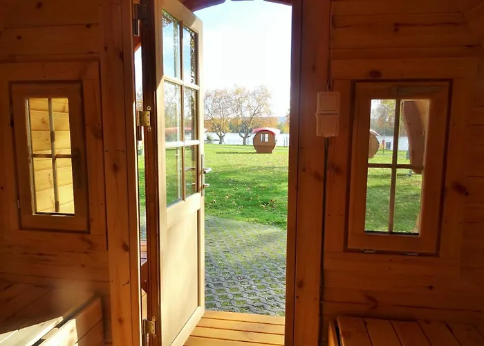 Rheingau 524 Schlaffassdorf Direkt Am Rhein * Geisenheim