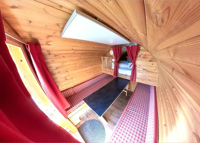 Rheingau 524 Schlaffassdorf Direkt Am Rhein Parque de Campismo Geisenheim