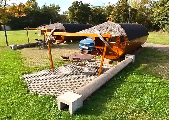 Rheingau 524 Schlaffassdorf Direkt Am Rhein * Geisenheim