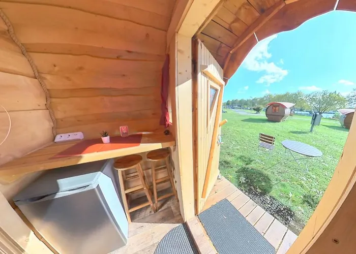 Rheingau 524 Schlaffassdorf Direkt Am Rhein Parque de Campismo