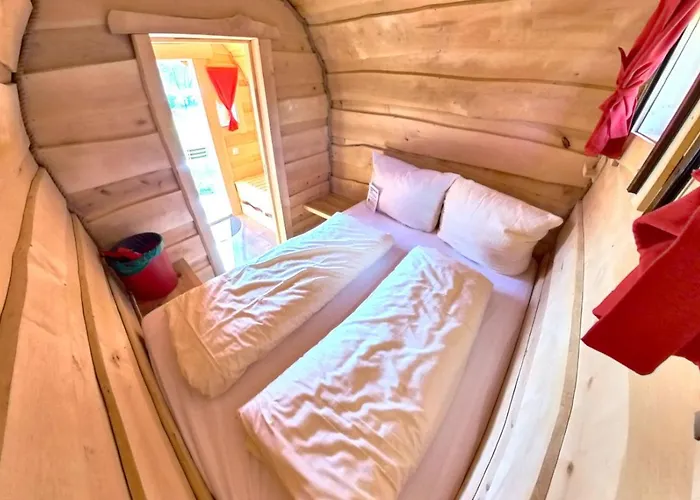 Rheingau 524 Schlaffassdorf Direkt Am Rhein