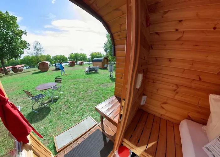 Rheingau 524 Schlaffassdorf Direkt Am Rhein Geisenheim