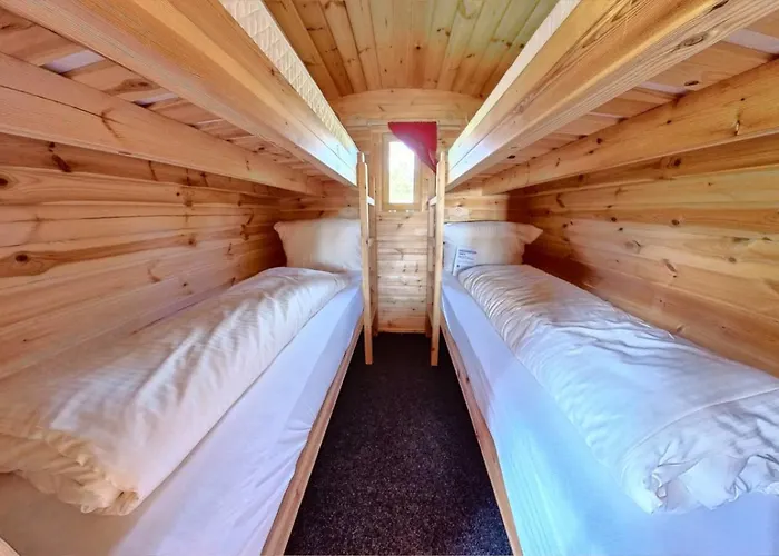 Parque de Campismo Rheingau 524 Schlaffassdorf Direkt Am Rhein *