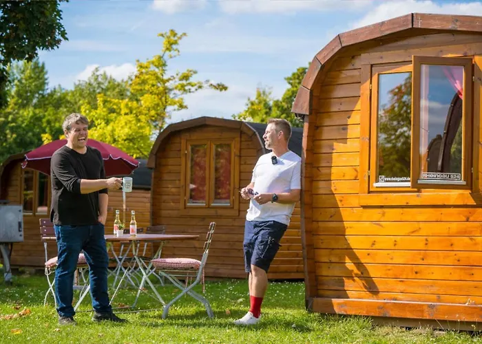 Rheingau 524 Schlaffassdorf Direkt Am Rhein *